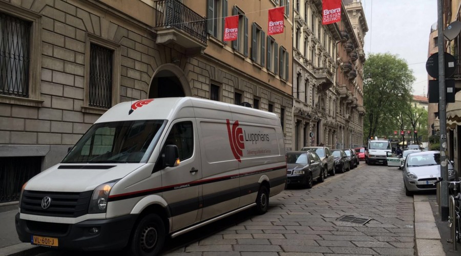 Delivery to the Phygital World in Milan